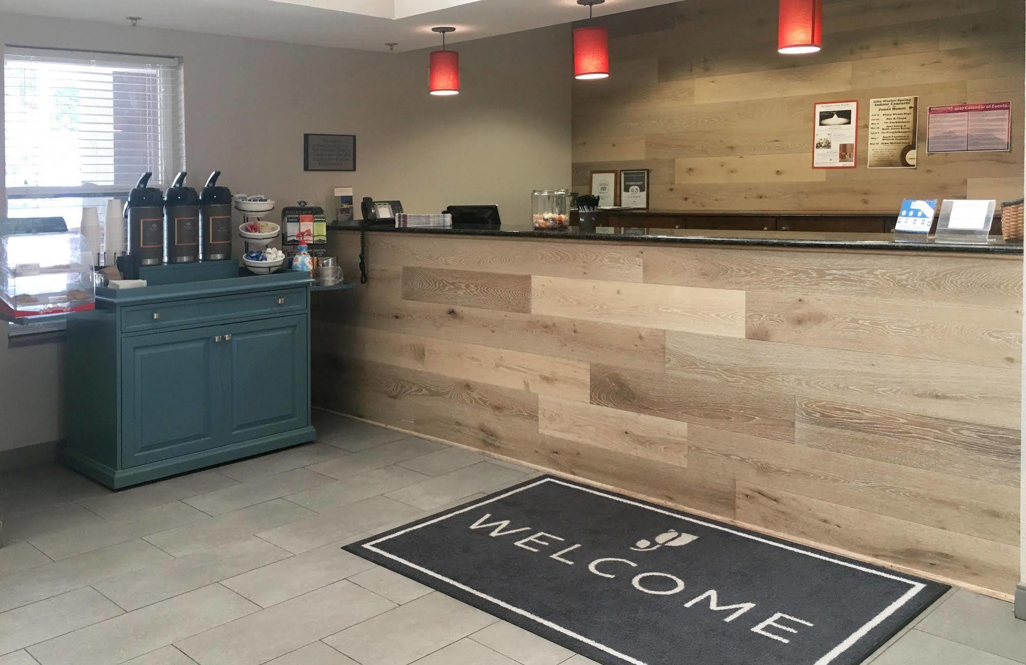 Country & By Radisson, Boone, Nc Hotel 3*