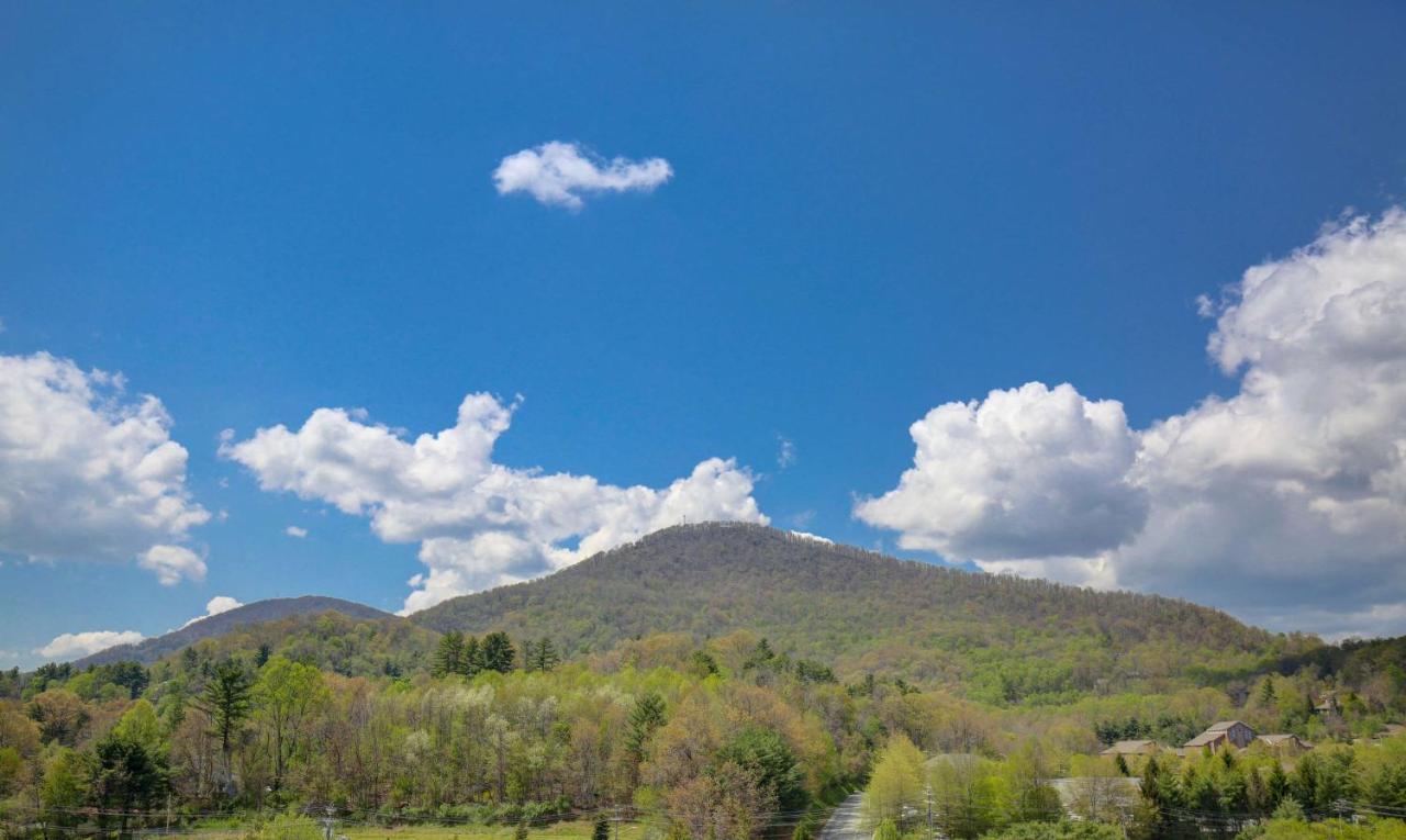 Country & By Radisson, Boone, Nc Boone